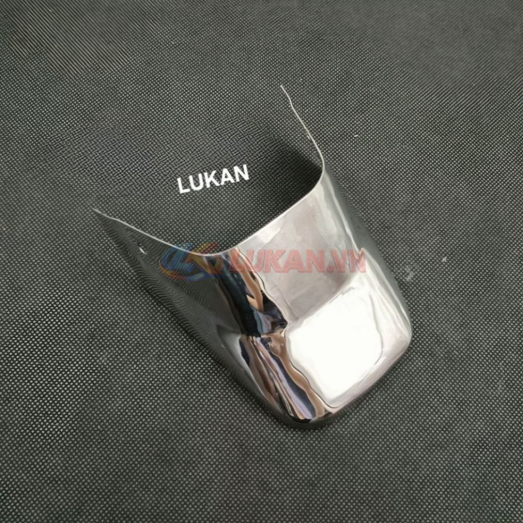 Dè Inox chắn bùn sau nhựa đuôi xe DREAM.... - Ảnh 2