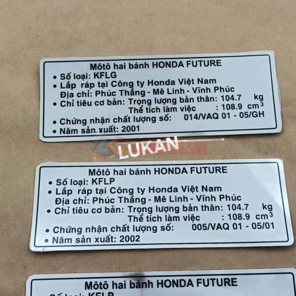 Tem thông số năm sản xuất xe FUTURE 1 đời đầu. gắp càng gấp - Ảnh 2