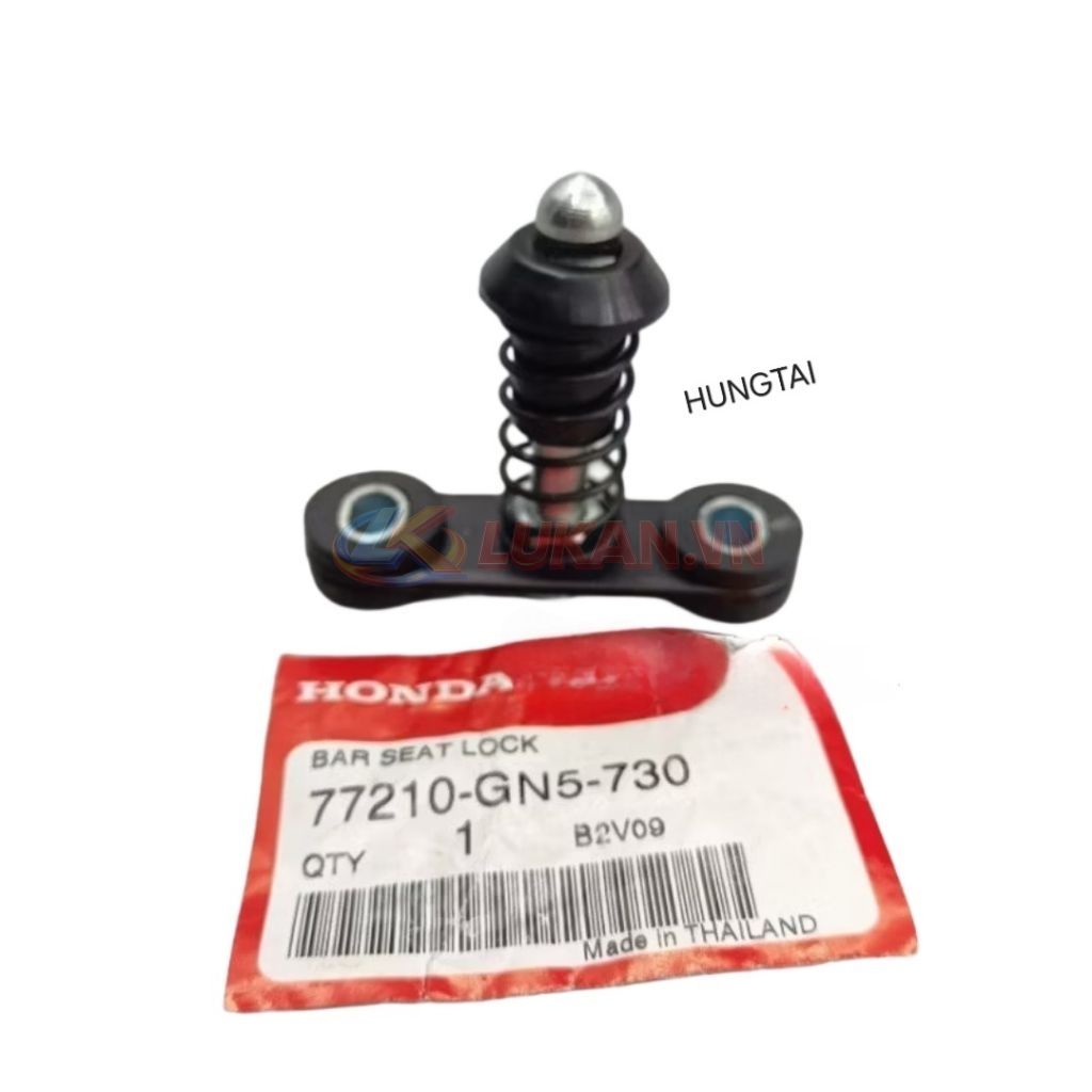 Chốt T gài cốp khóa yên ngồi xe DREAM màu đen zin Honda 77210-GN5-730 - Ảnh 3