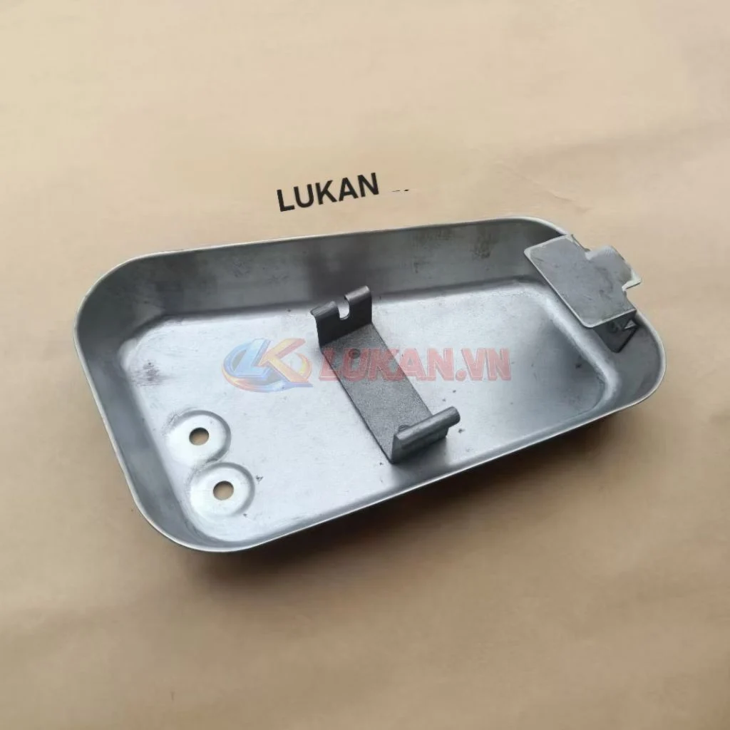 Nắp ốp cốp đồng xe CL chưa sơn - Ảnh 3